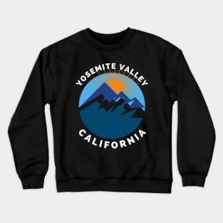 Yosemite Valley Ski Snowboard Mountain California Yosemite - Yosemite Valley California - Travel Crewneck Sweatshirt